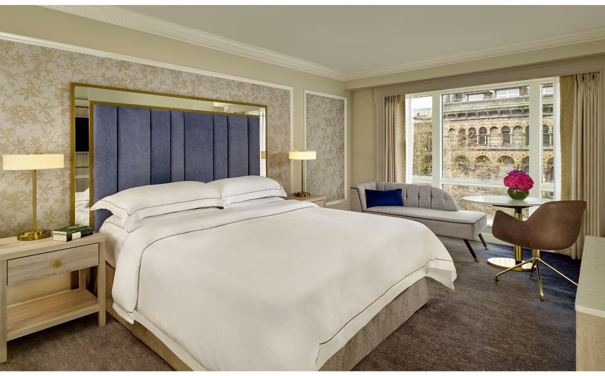 Heritage Deluxe King Bedroom