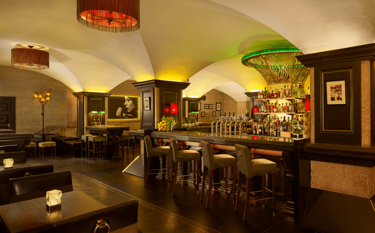 Atmospheric bar with stools