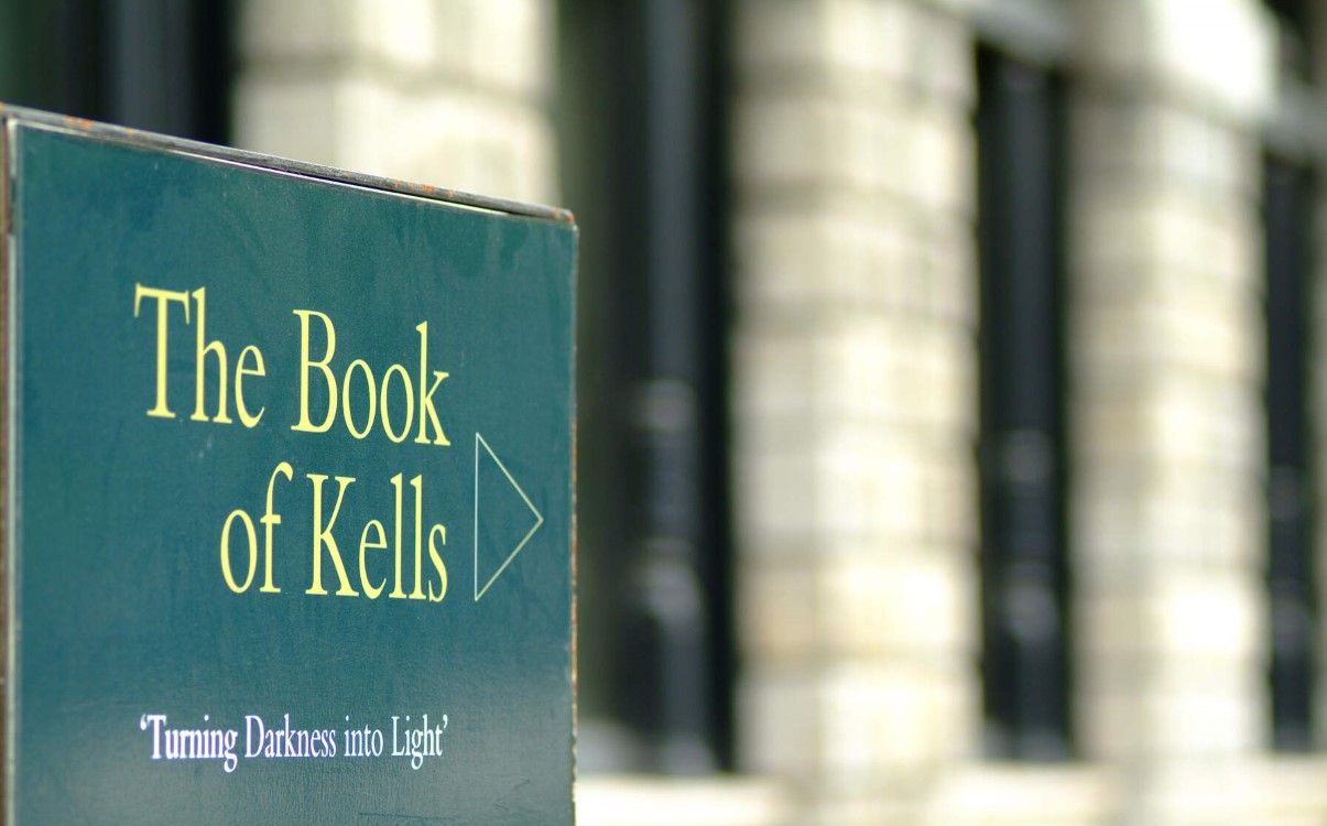 Sign showing direction of Book of Kells in Trinity College Dublin
