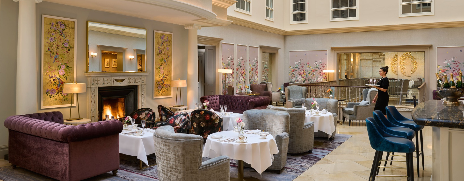 The atrium lounge the college green hotel dublin 