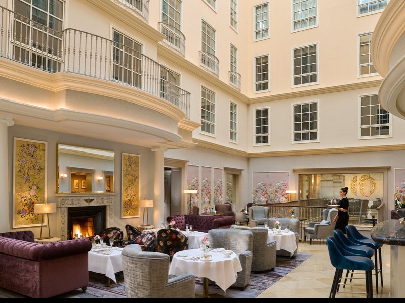 The atrium lounge the college green hotel dublin The College Green Hotel