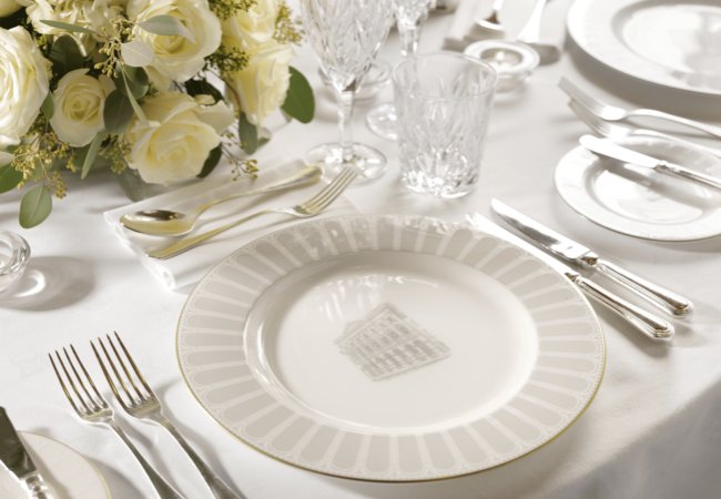 The banking hall place setting wedding the college green hotel dublin The College Green Hotel