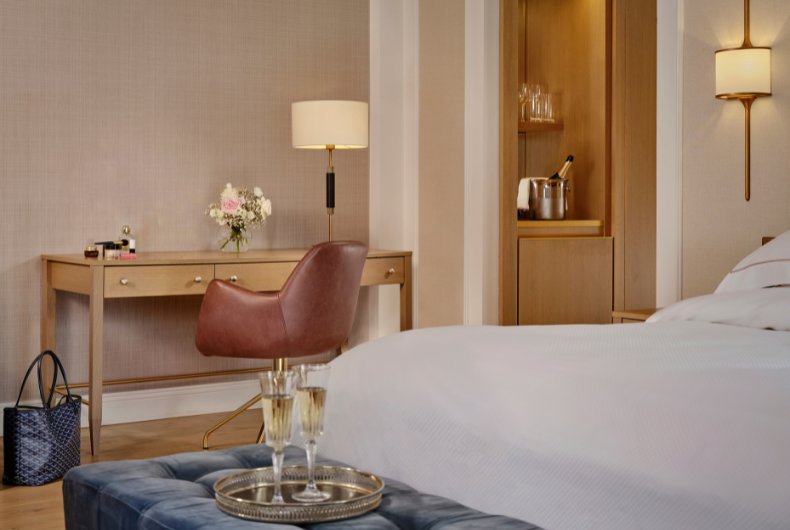 Junior Suite at The College Green Hotel